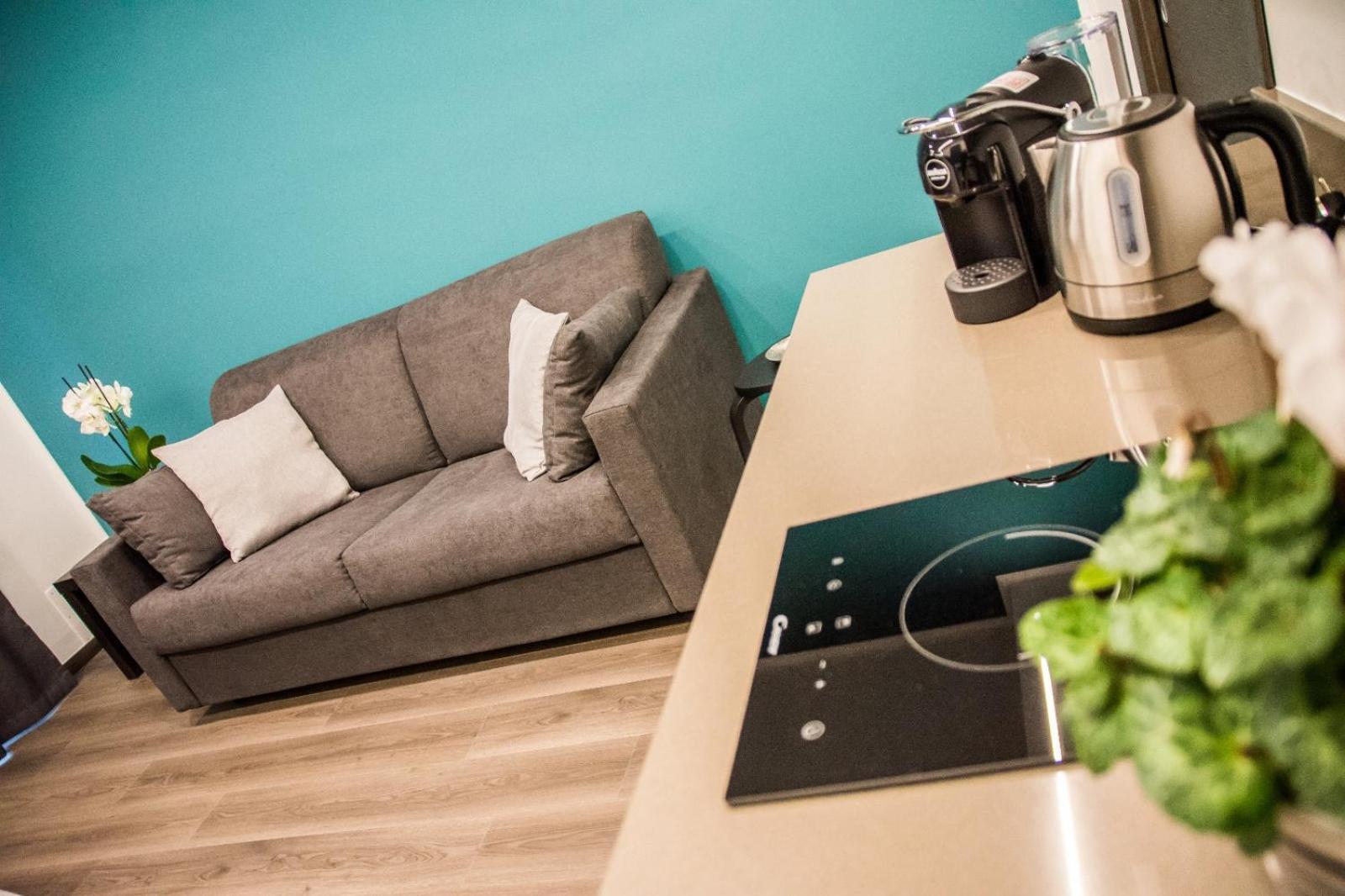 Ninary Apartments A Due Passi Dal Centro Storico Alba  Ngoại thất bức ảnh
